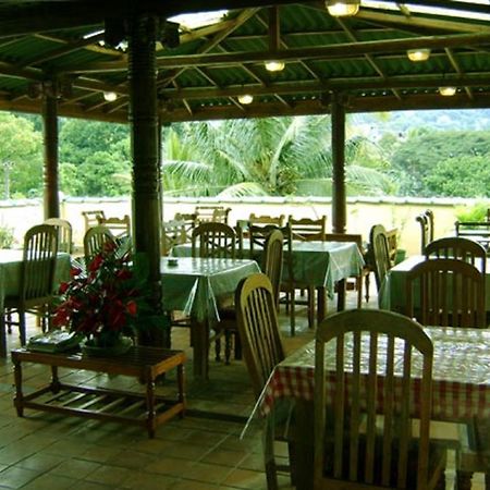Palm Garden Home Stay Deiyannewela 外观 照片