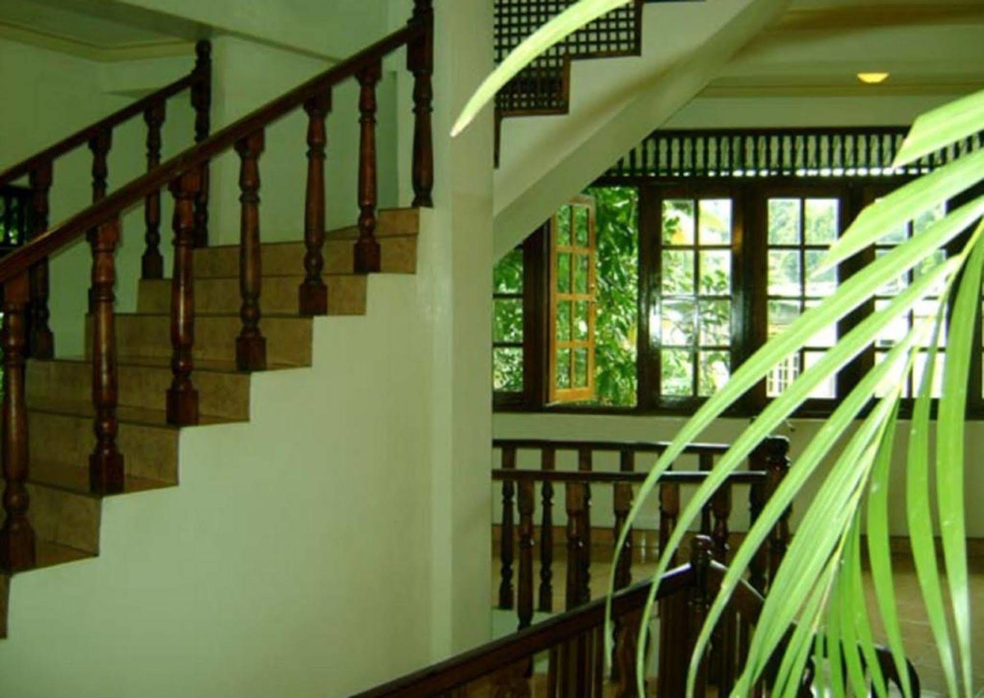 Palm Garden Home Stay Deiyannewela 外观 照片